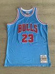 NBA 23 Jordan Bulls 1997-98 authentique Maillot bleu